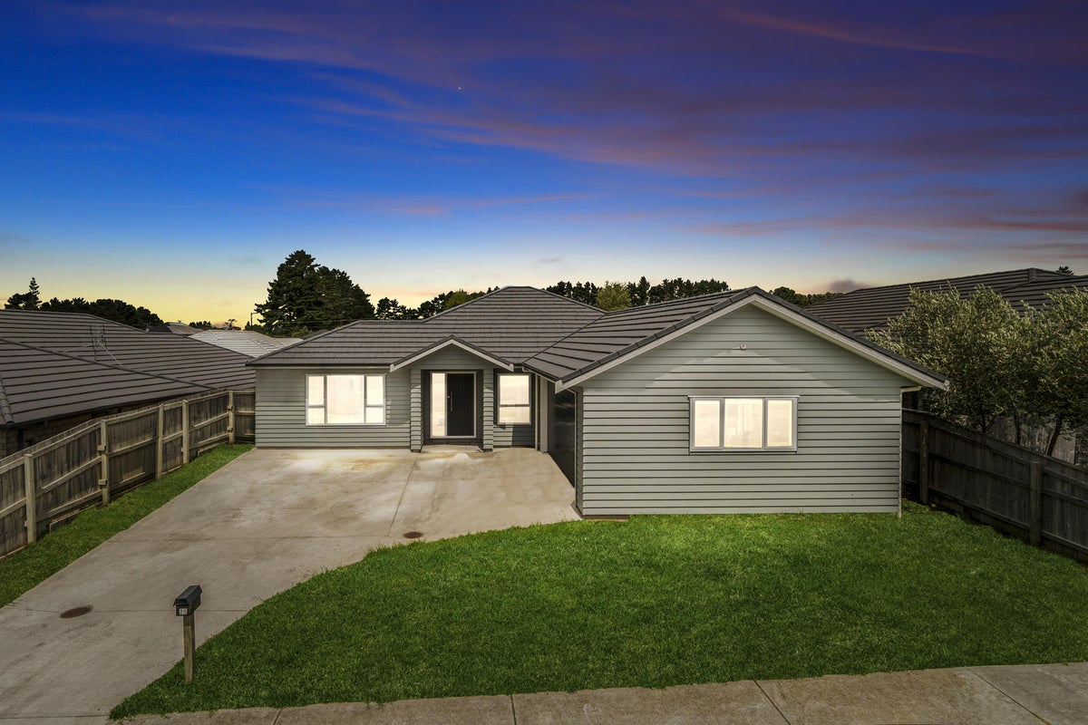 20 Nellie Drive, Kumeu - Carousel 1