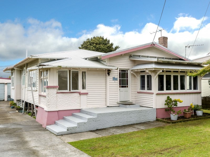 41 Fitzroy Road, Fitzroy, New Plymouth - Carousel 1