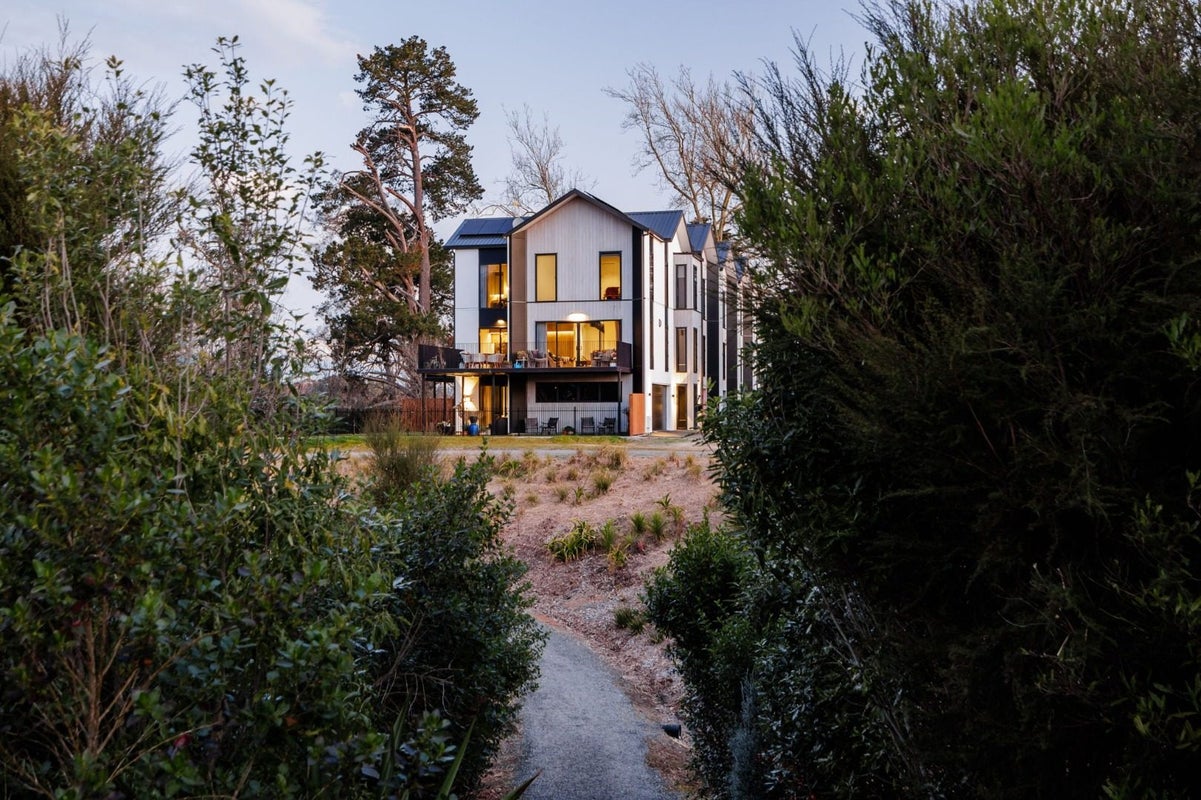 31 Lakewood Lane, Cambridge, Cambridge - Carousel 2