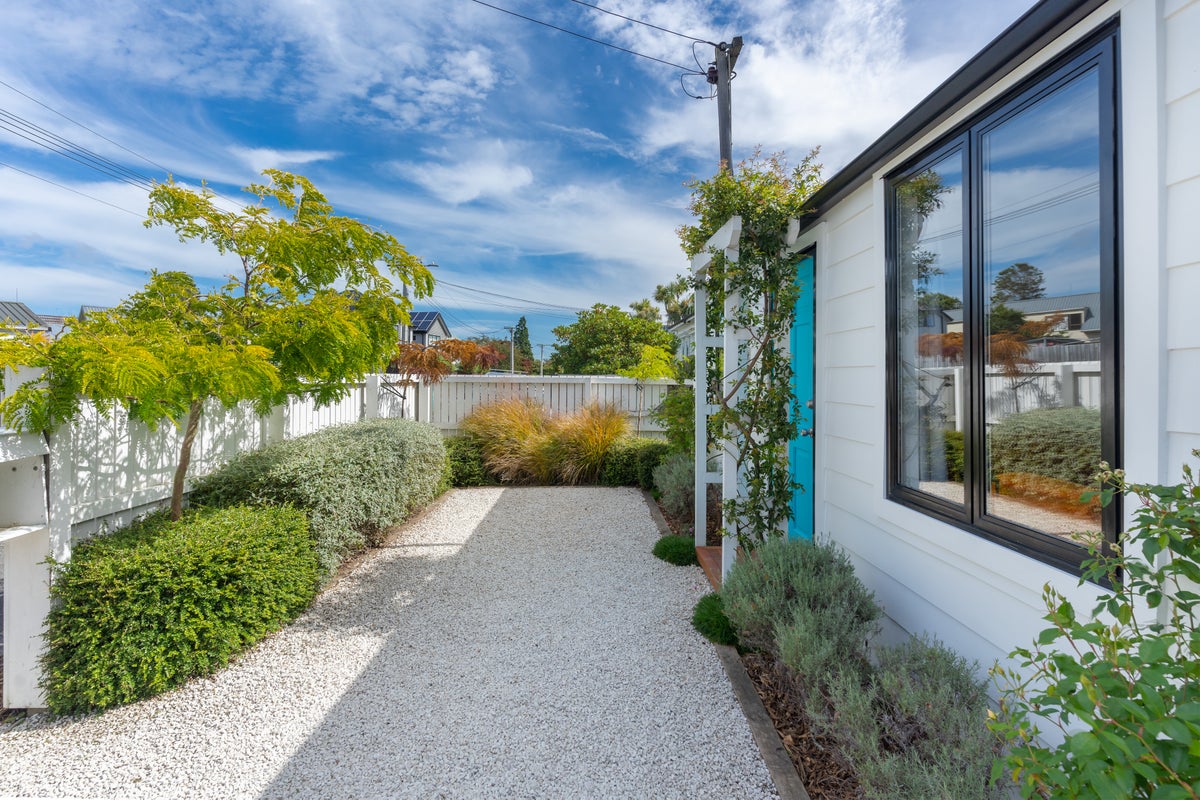 65 Dover Street, St Albans, Christchurch - Carousel 2