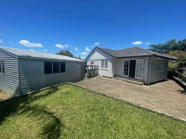 9 Towra Place, Botany Downs, Auckland - Carousel 17