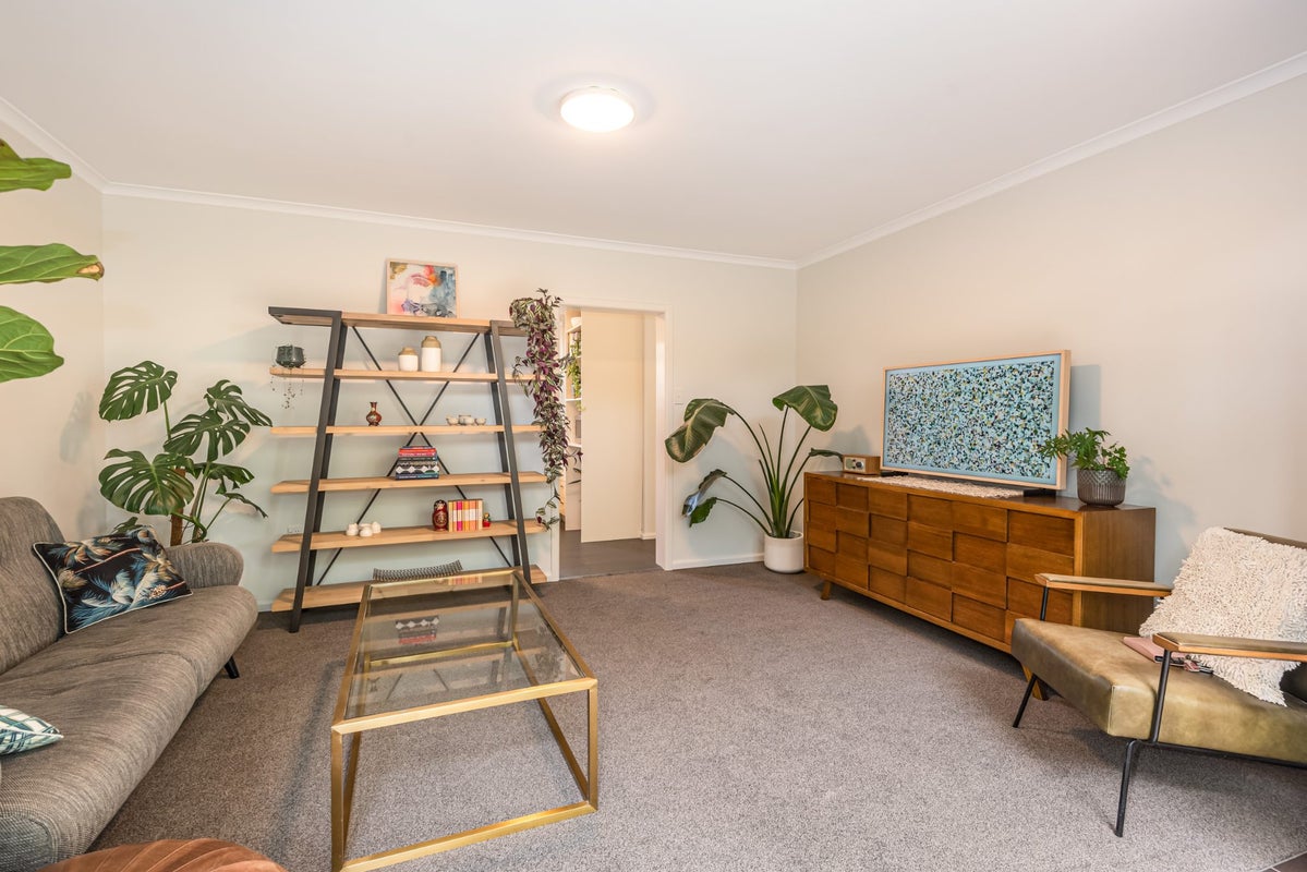2/78 Holly Road, St Albans, Christchurch - Carousel 2