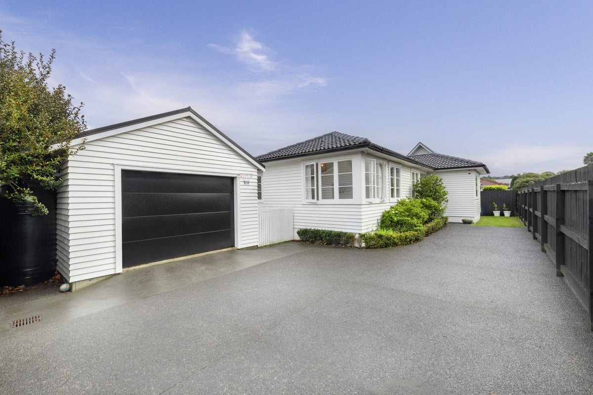 2/118 Grey Street, Onehunga, Auckland - Carousel 1