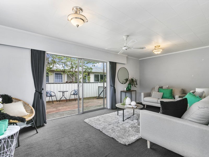 258 Wellington Road, Wainuiomata, Lower Hutt - Carousel 2