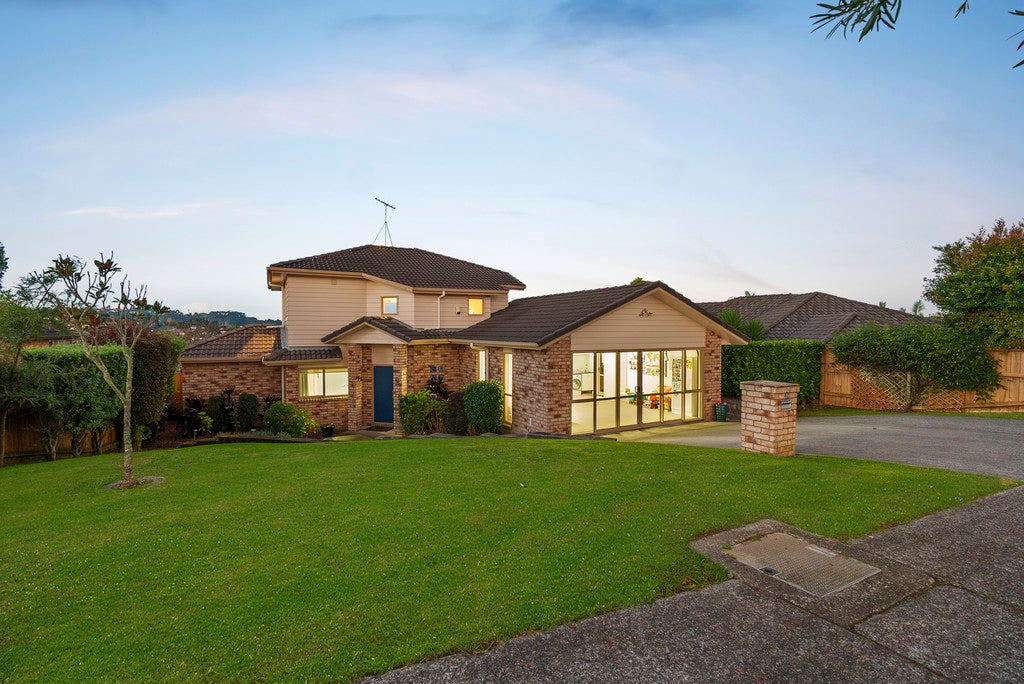 40 Norm Pellow Drive, Manurewa, Auckland - Carousel 1
