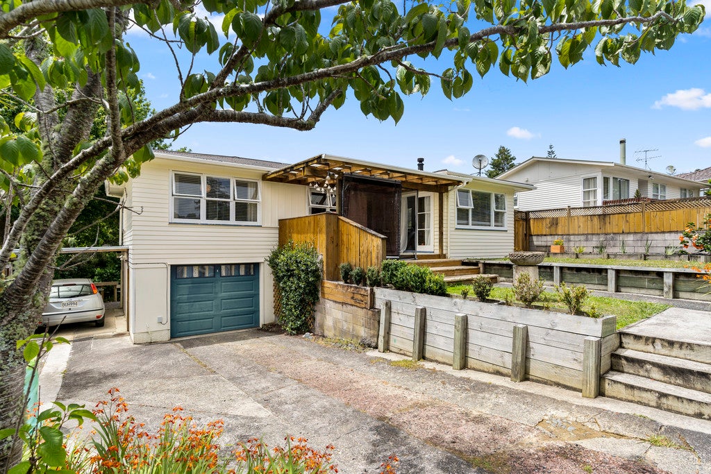 24 Paewai Road, Glen Eden, Auckland - Carousel 1