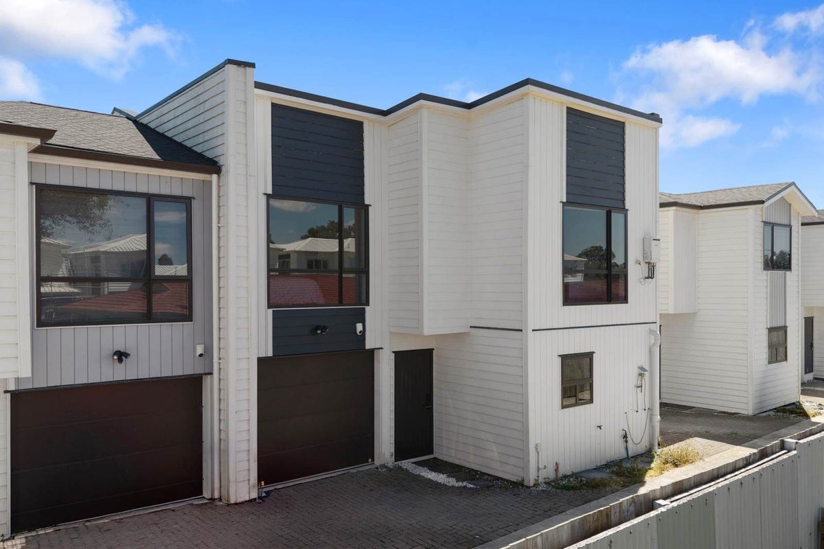 10E George Street, Mangere East, Auckland - Carousel 2