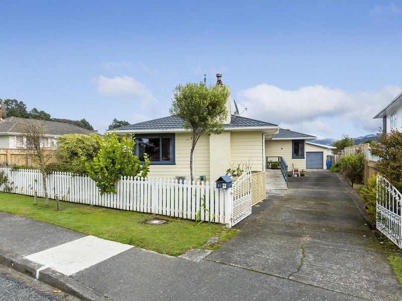51 Hillside Drive, Maoribank, Upper Hutt - Carousel 1