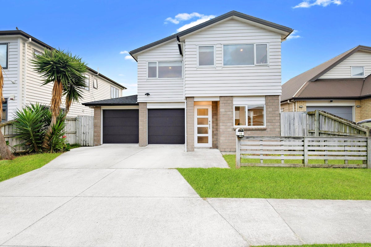 12 Pate Crescent, Favona, Auckland - Carousel 2