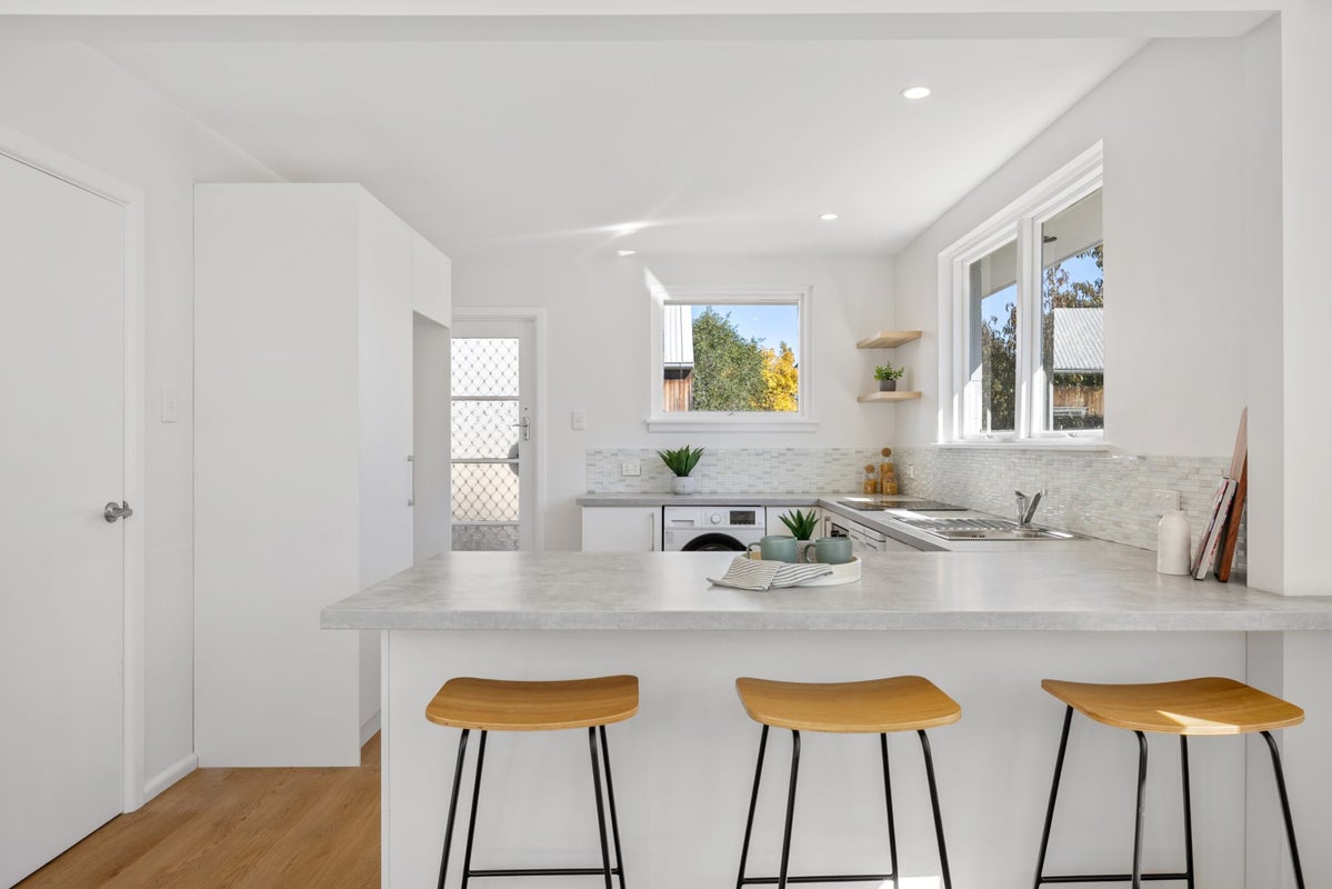 2/145 Milton Street, Somerfield, Christchurch - Carousel 2