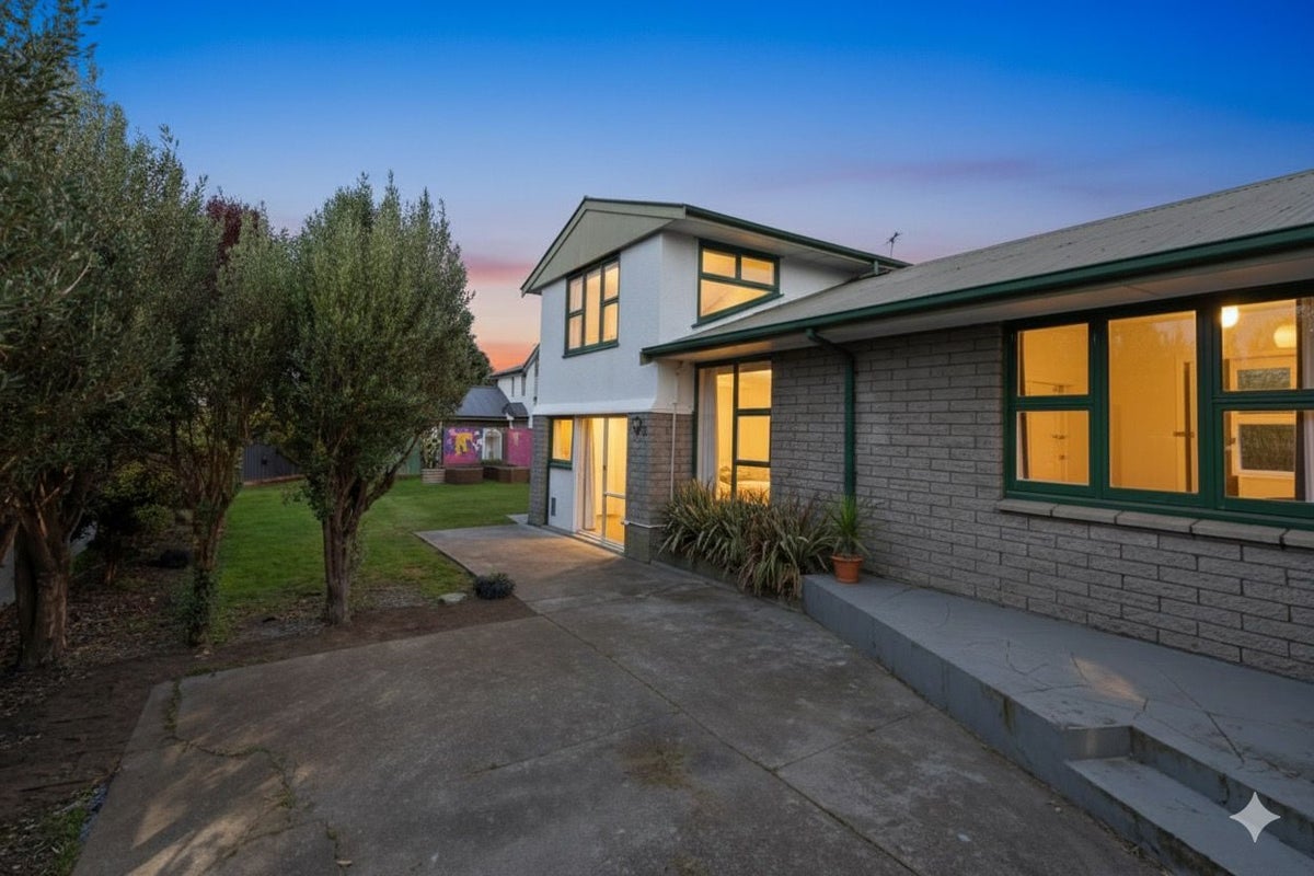 8 Everest Street, Burnside, Christchurch - Carousel 2