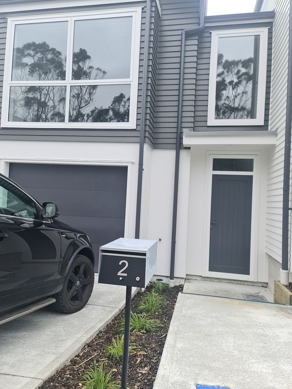 2 Tai Lane, Whitby, Porirua - Carousel 2