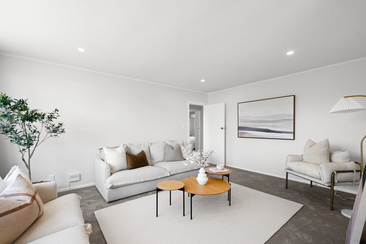 1 Keitha Place, Glenview, Hamilton - Carousel 2