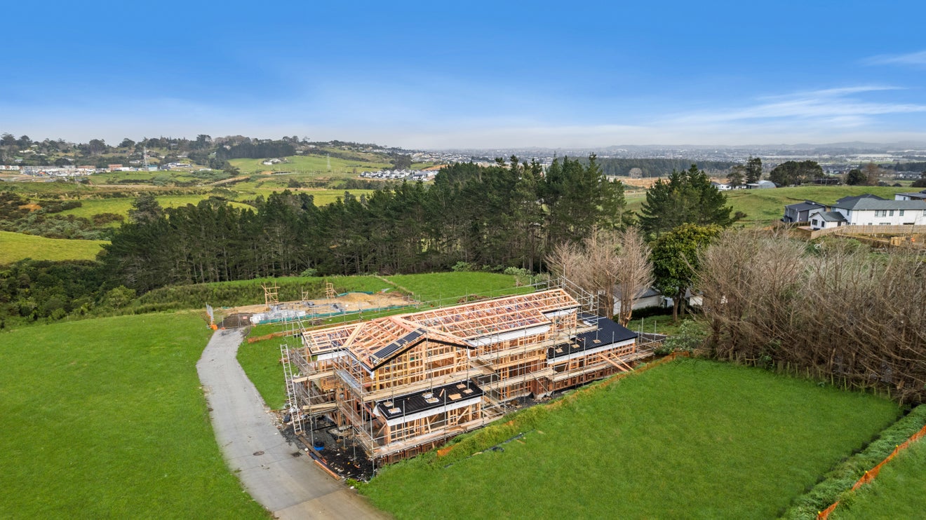 7 Backridge Way, Flat Bush, Auckland - Carousel 1