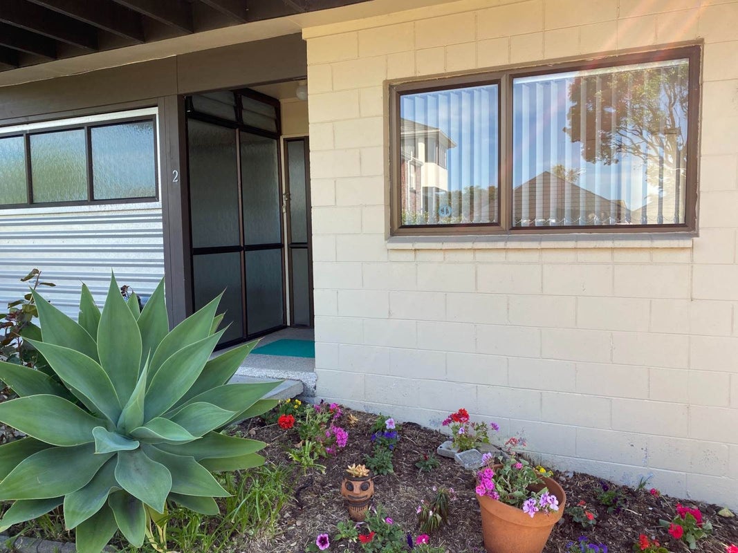 2/180 Sandspit Road, Shelly Park, Auckland - Carousel 8