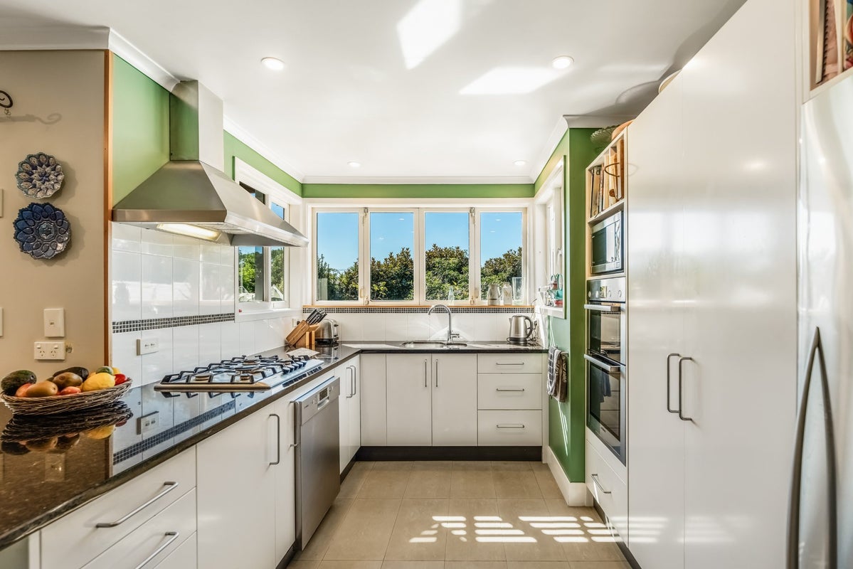 99 Marsden Avenue, Mount Eden, Auckland - Carousel 2