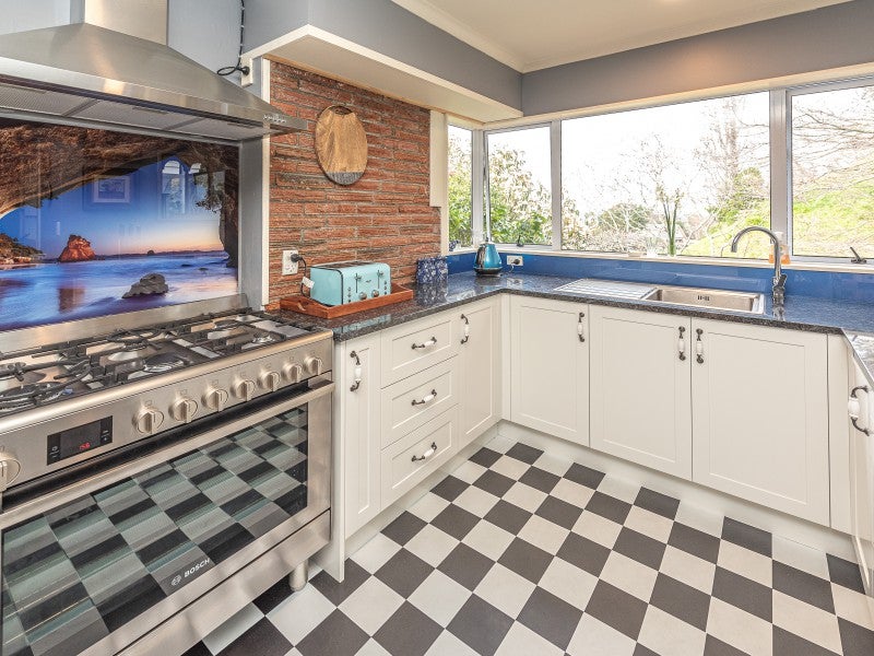 143 Great North Road, Otamatea, Whanganui - Carousel 2