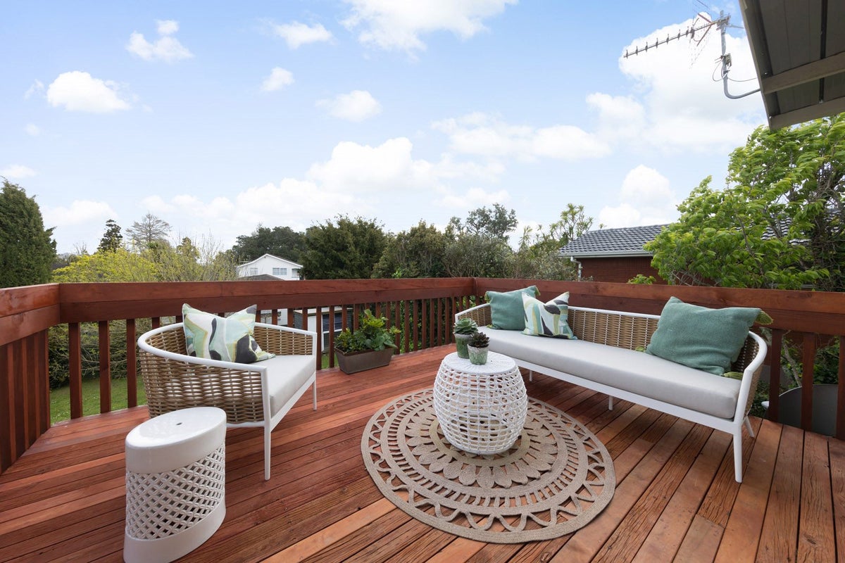 2/22 Dorchester Street, Meadowbank, Auckland - Carousel 2