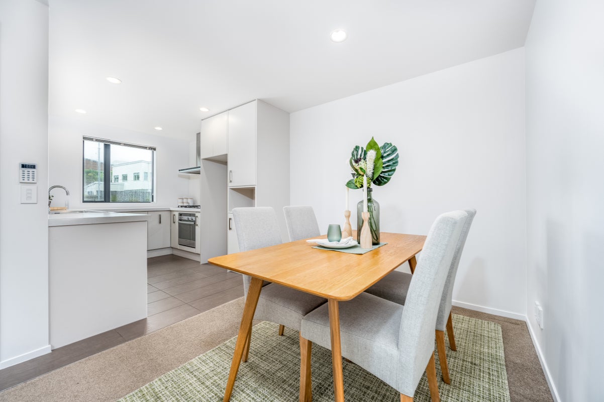 113 Woodridge Drive, Woodridge, Wellington - Carousel 2