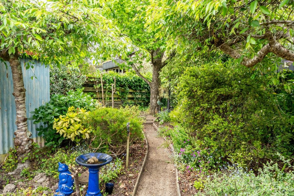 13B Beryl Grove, Birchville, Upper Hutt - Carousel 18