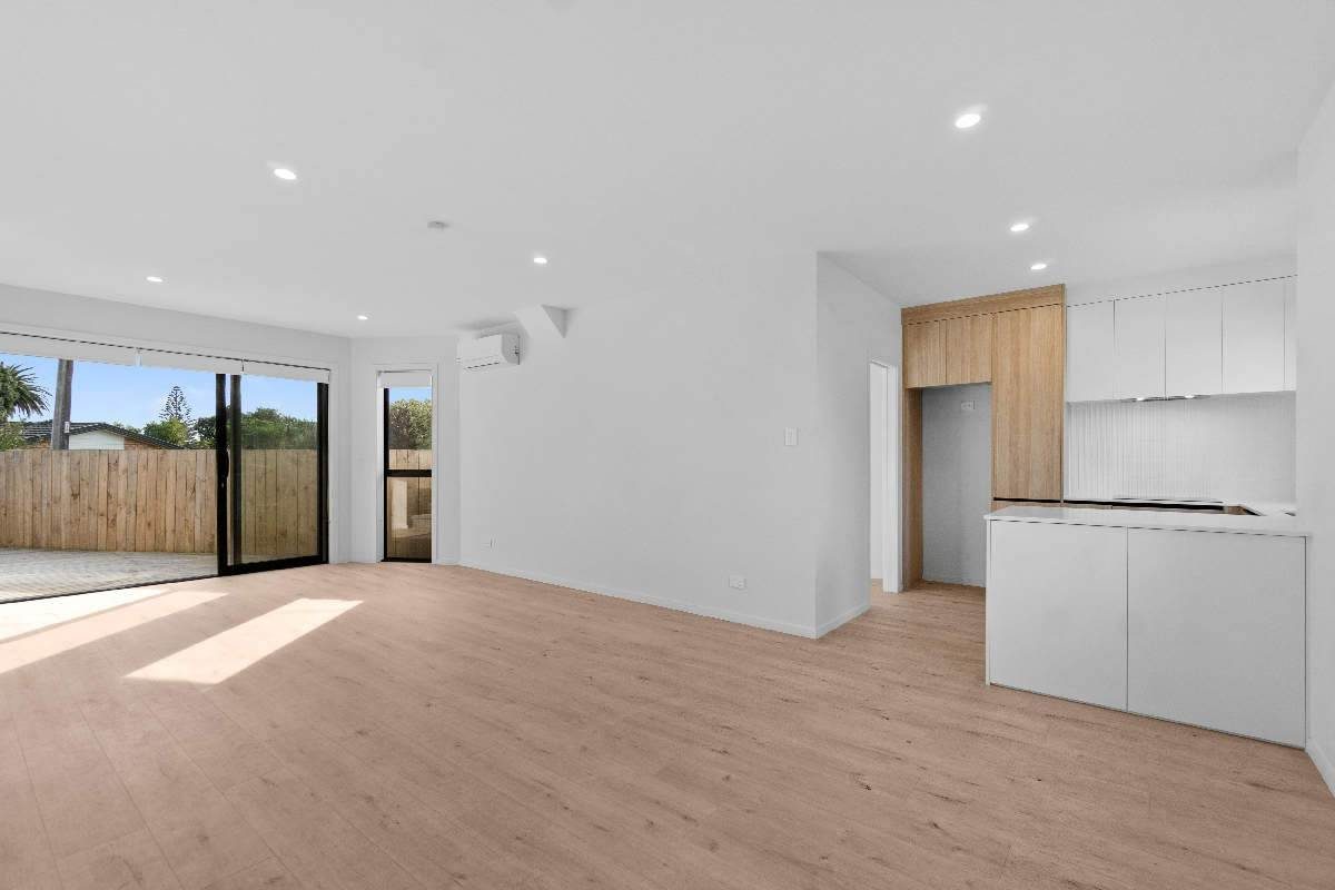 8/56 Salisbury Road, Birkdale, Auckland - Carousel 2