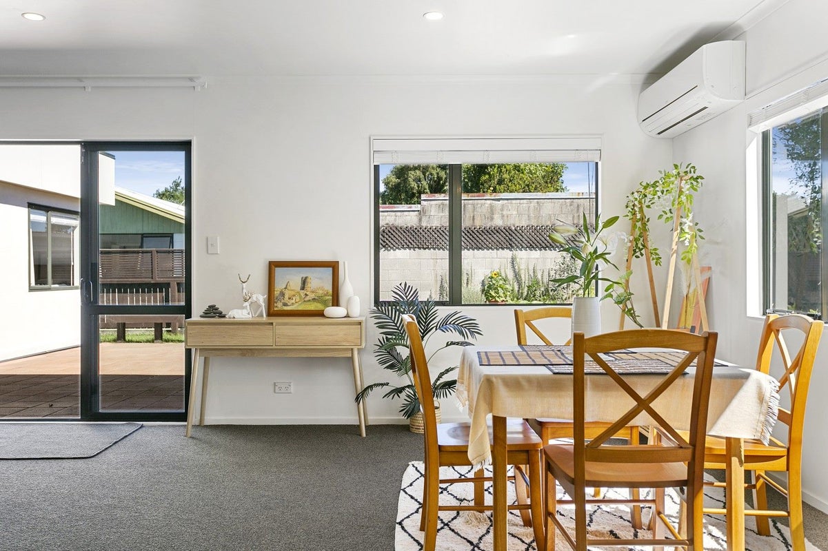 1/12 Laughton Street, Taupo, Taupo - Carousel 1