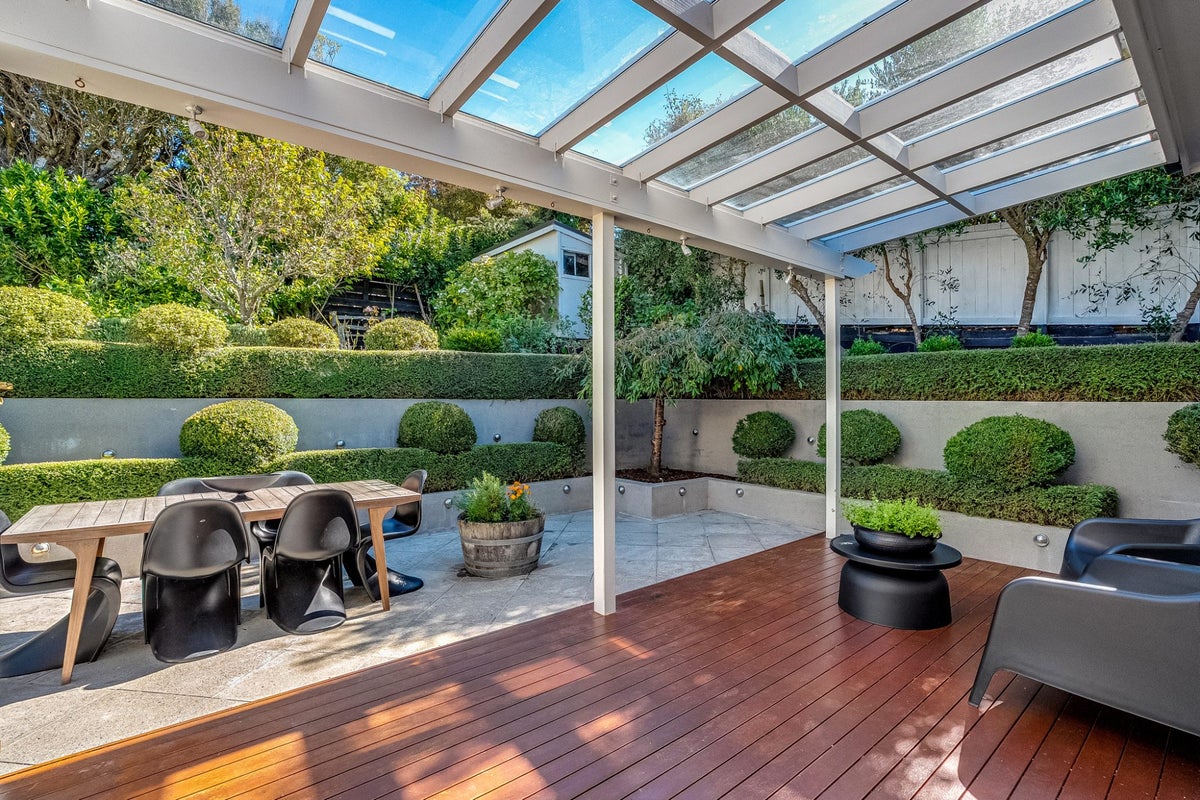 82 Campbell Street, Karori, Wellington - Carousel 1