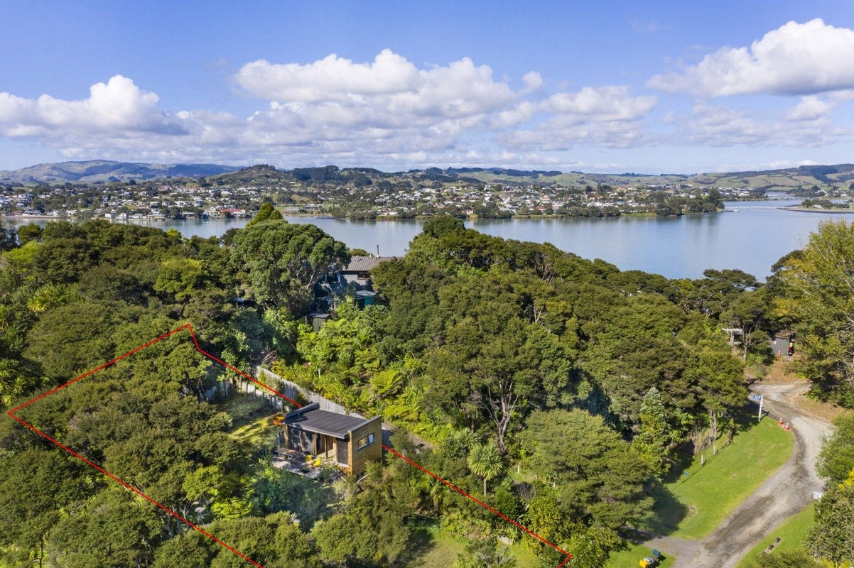 4 Ryan Road, Te Akau - Carousel 2