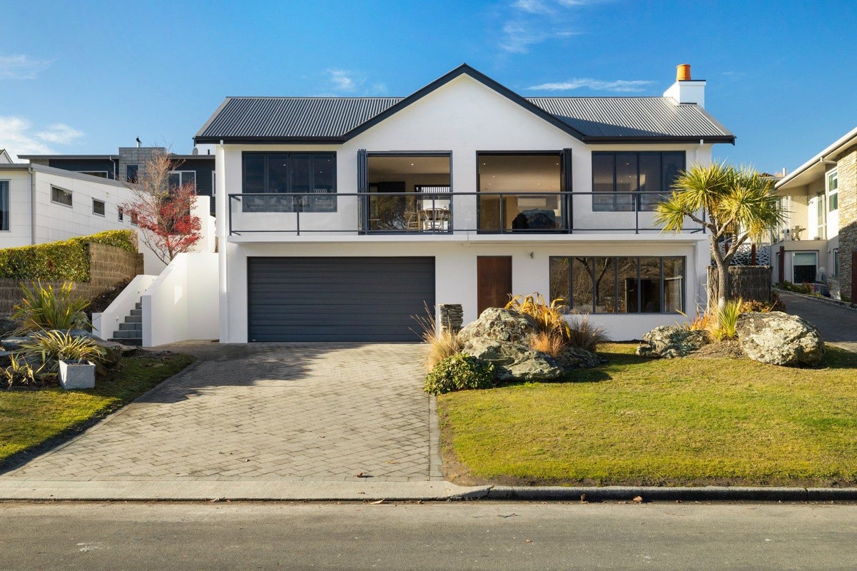 32A Lake Avenue, Frankton, Queenstown - Carousel 2