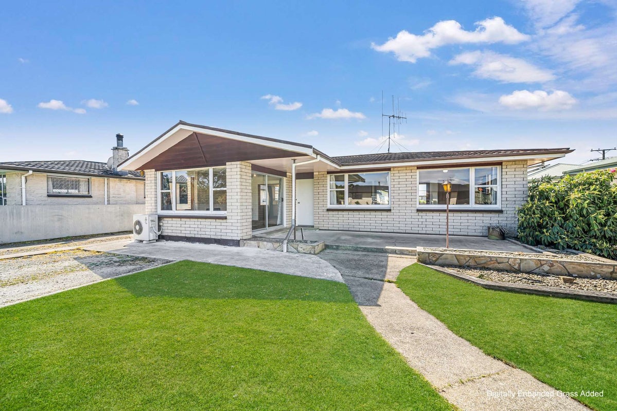 34 Gordon Street, Weston, Oamaru - Carousel 1