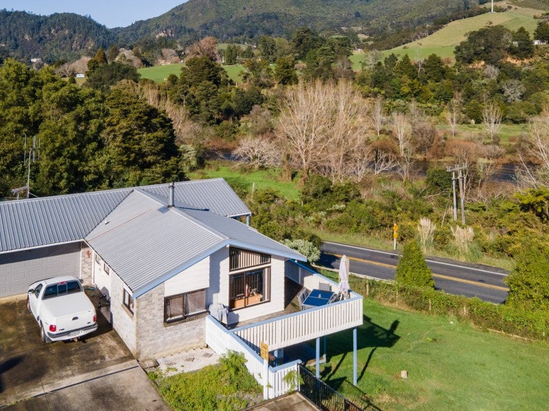 22 Woodstock Avenue, Paeroa - Carousel 22