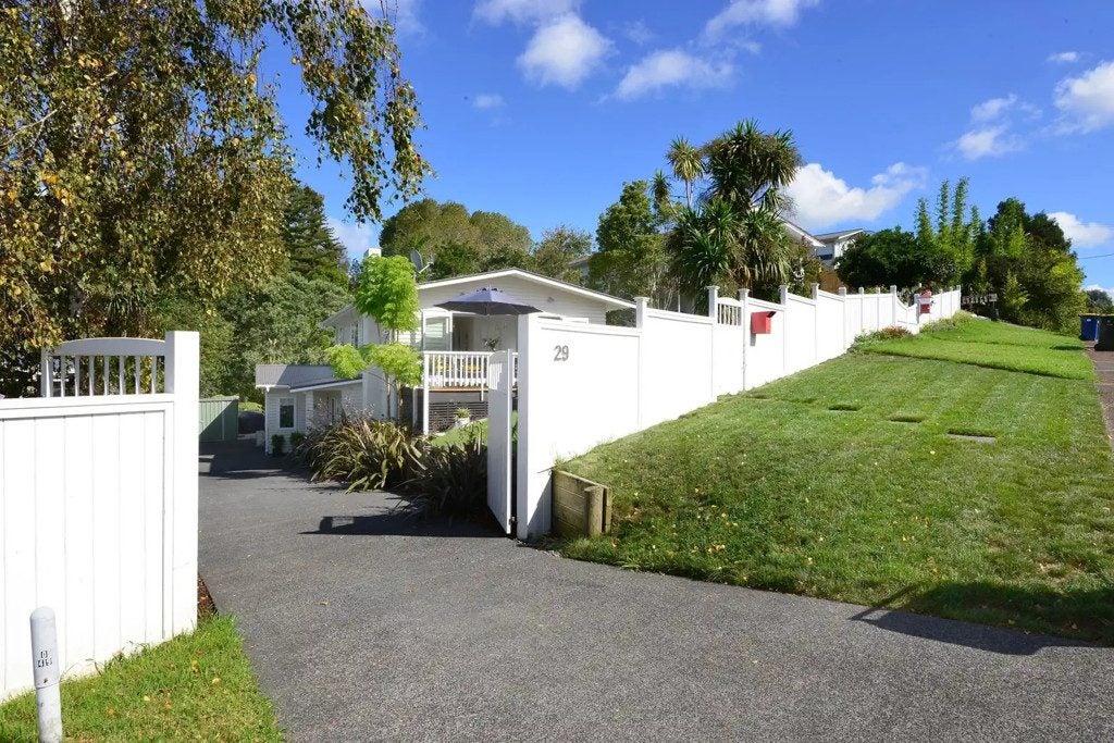 29 Marina Road, Torbay, Auckland - Carousel 17