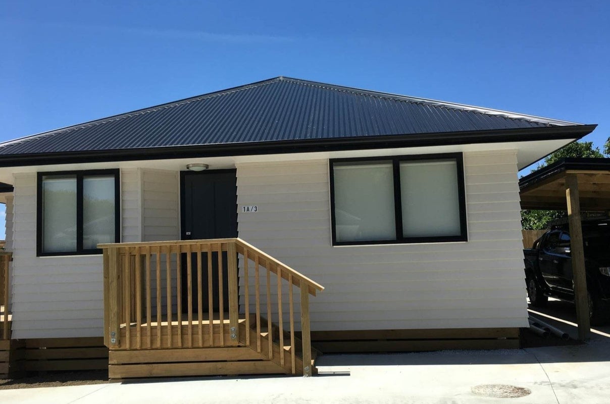 1/1 Prangley Avenue, Mangere, Auckland - Carousel 1