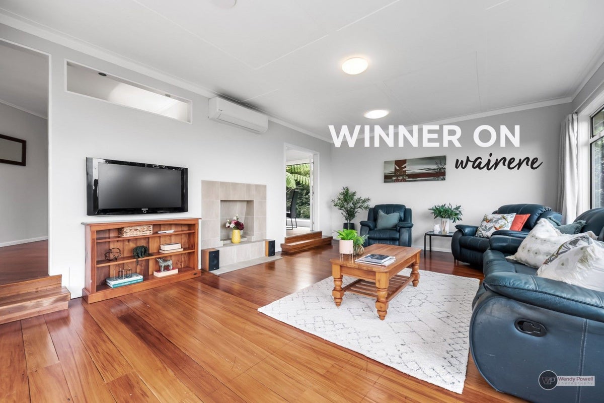 4 Wairere Road, Belmont, Lower Hutt - Carousel 1