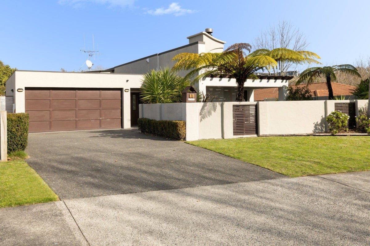 65 Rowesdale Drive, Ohauiti, Tauranga - Carousel 1