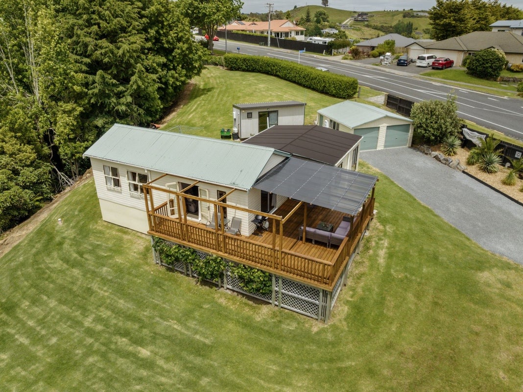 85 Waikite Road, Welcome Bay, Tauranga - Carousel 1