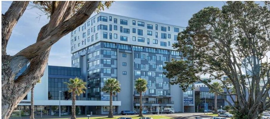 411/17 Putney Way, Manukau, Auckland - Carousel 1