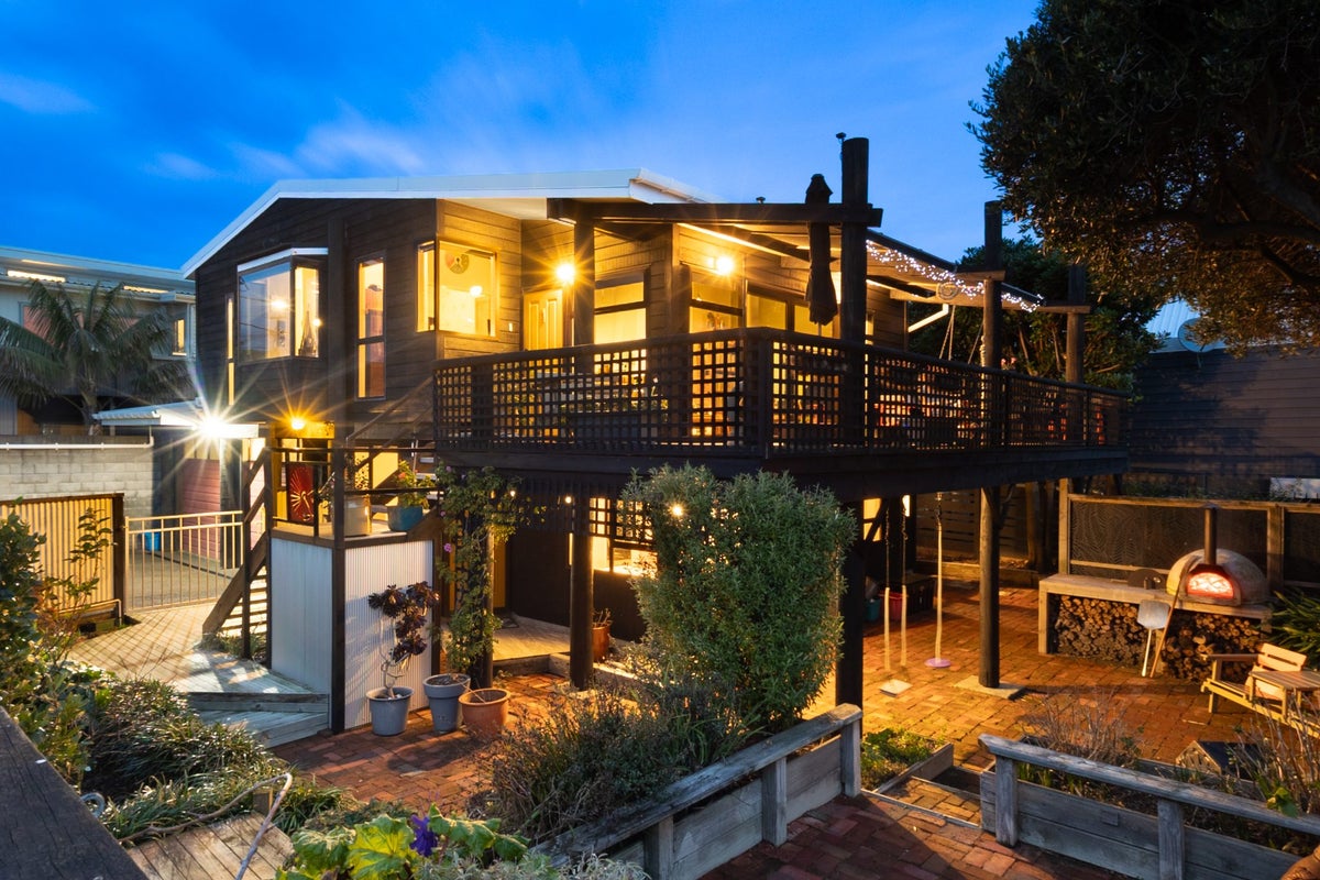 2 Tahi Road, Paraparaumu Beach, Paraparaumu - Carousel 2