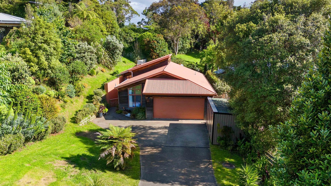 15 Sydney Crescent, Raumati South, Paraparaumu - Carousel 1