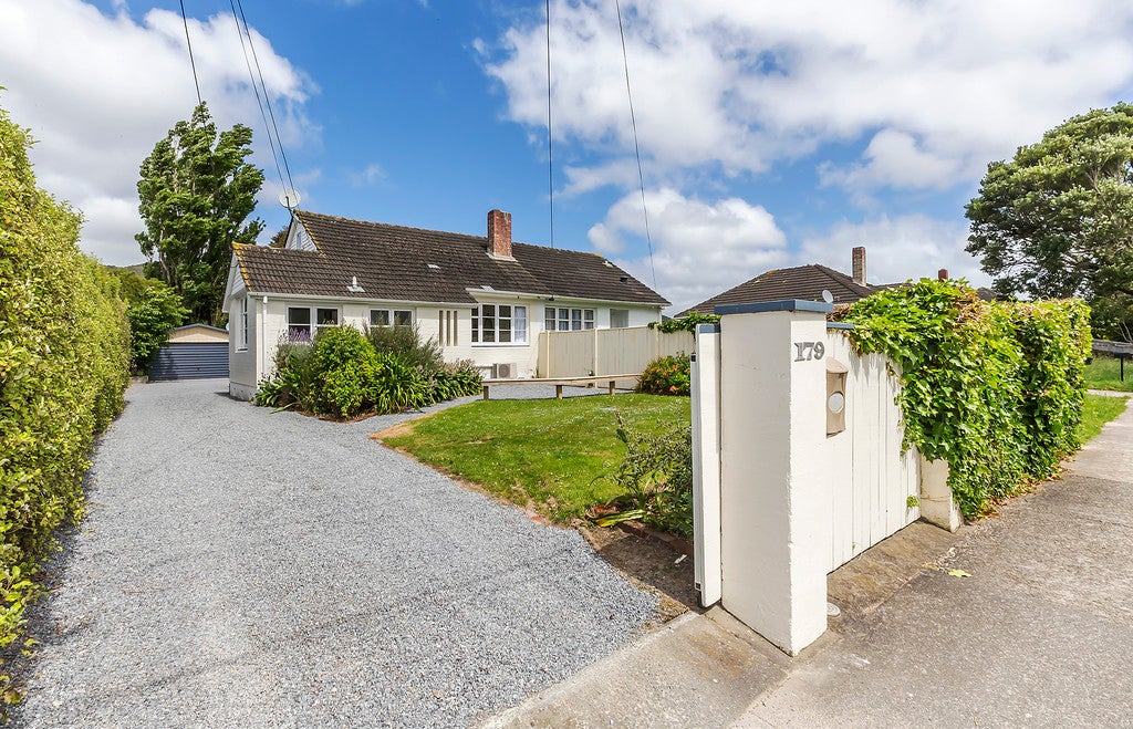 1/179 Cambridge Terrace, Fairfield, Lower Hutt - Carousel 1