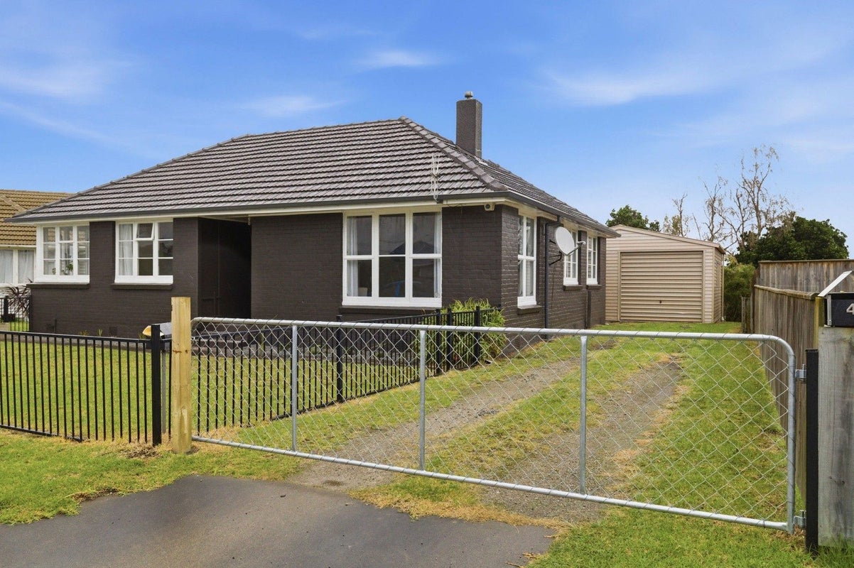 5 Deem Place, Tawhero, Whanganui - Carousel 1