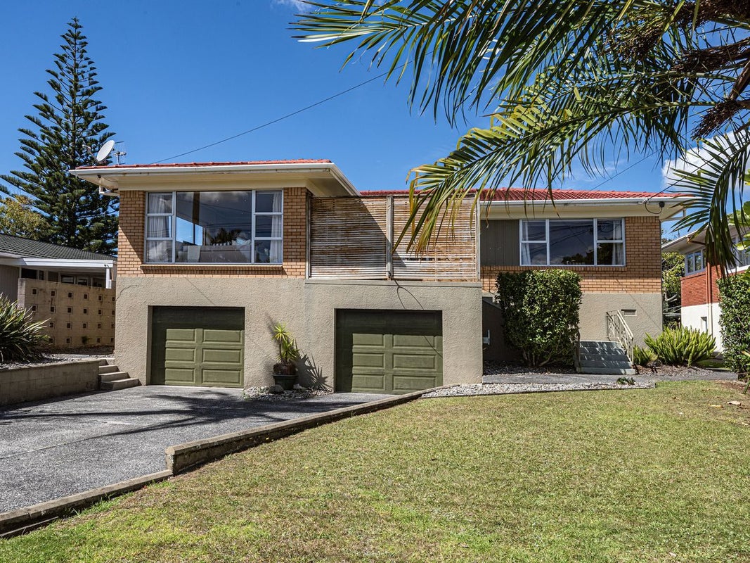22 Tuhangi Street, Te Kamo, Whangarei - Carousel 1