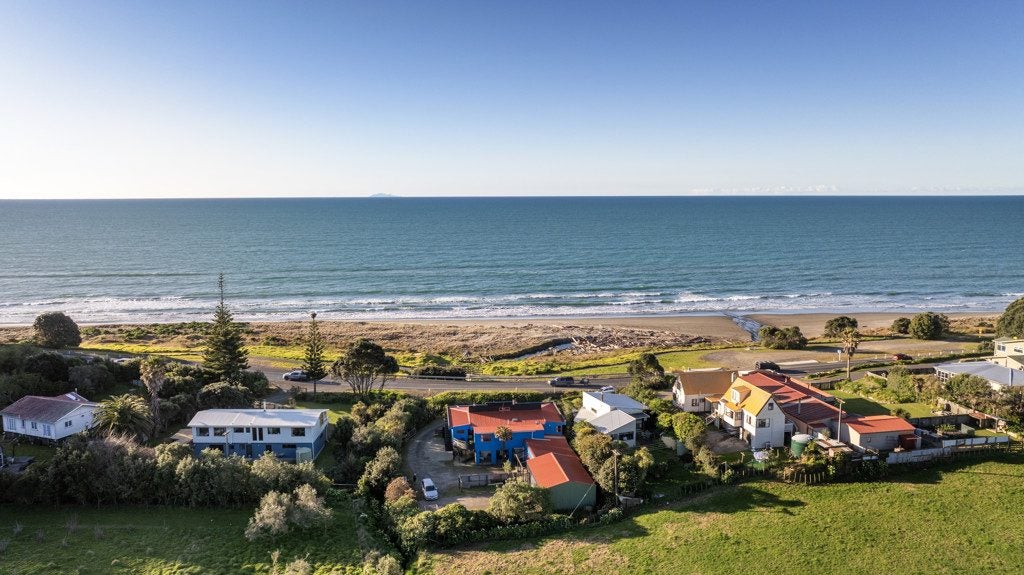1234 State Highway 2, Waiotahe, Opotiki - Carousel 44