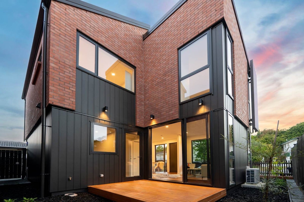 73A Salamanca Road, Sunnynook, Auckland - Carousel 13
