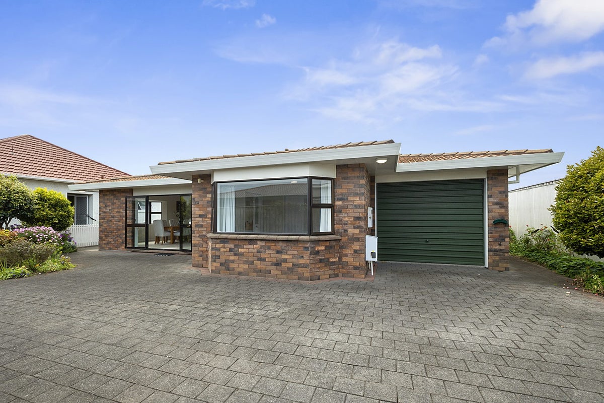 6A Vogel Street, Fitzroy, New Plymouth - Carousel 1