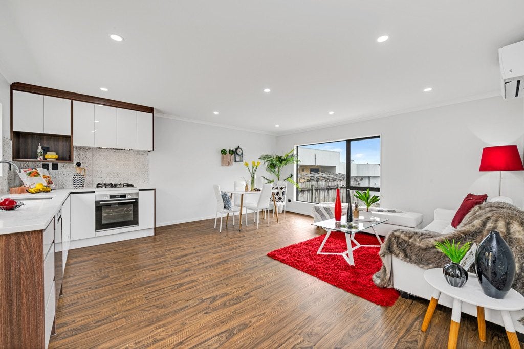 5/50 Tiverton Road, Avondale, Auckland - Carousel 2
