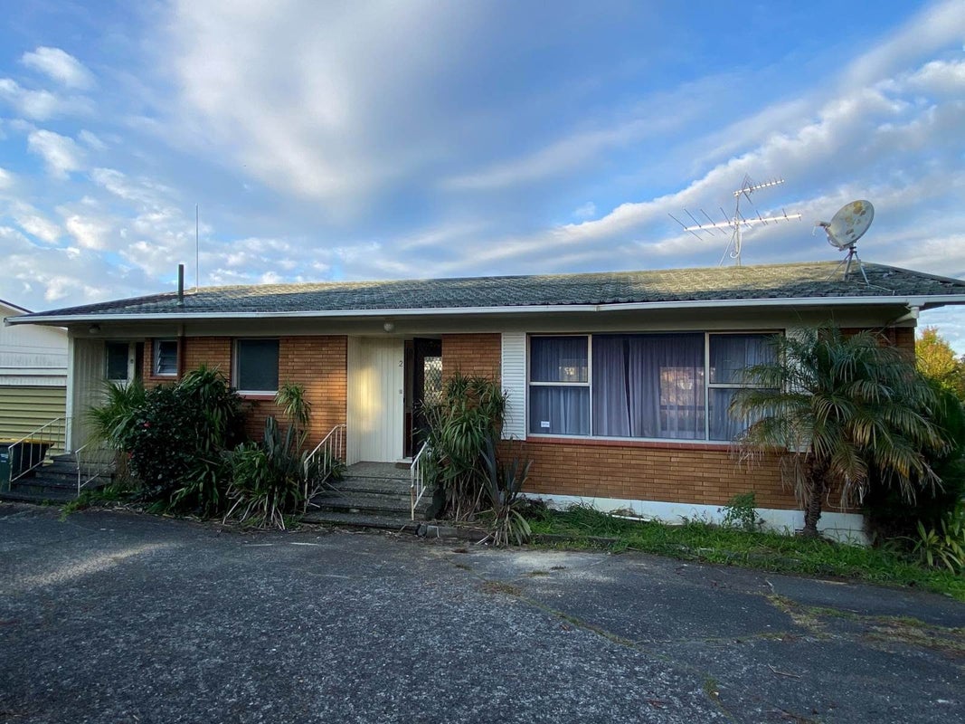 2/8 Knightsbridge Drive, Forrest Hill, Auckland - Carousel 1