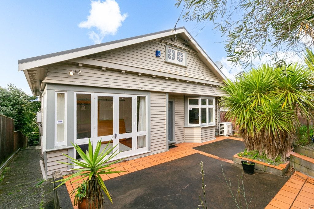 27 Matai Road, Hataitai, Wellington - Carousel 1