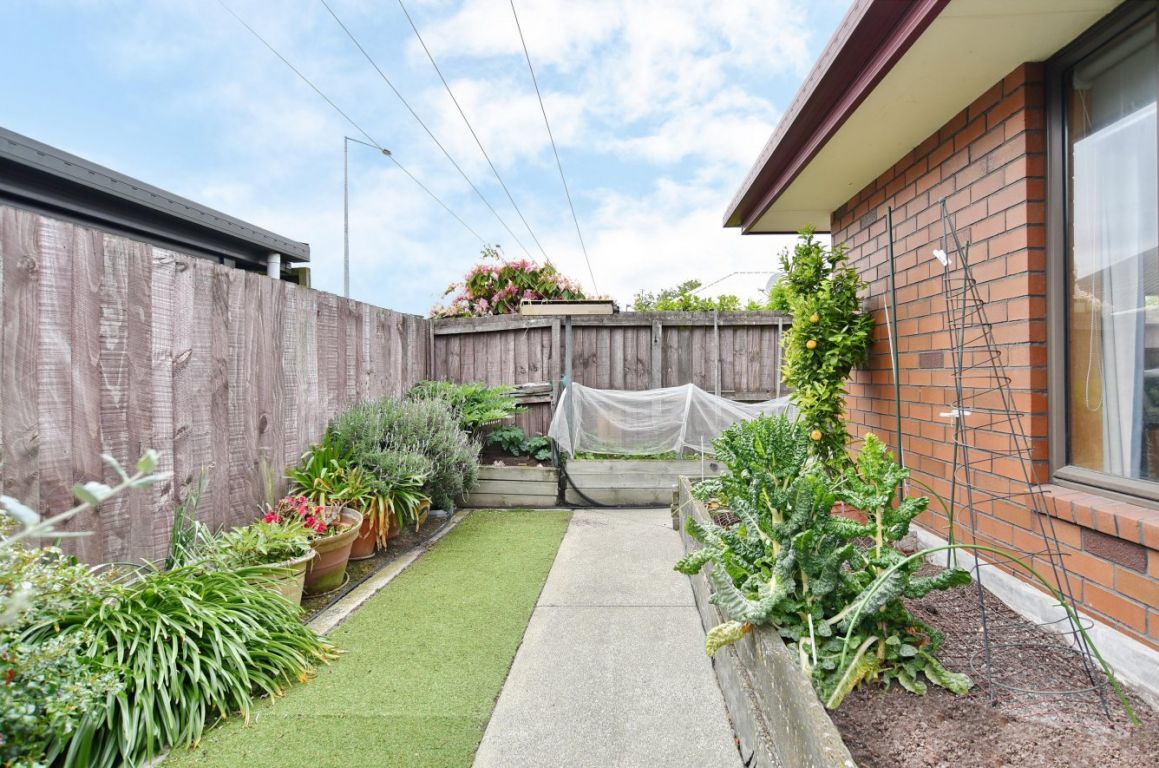 2/2 Kintyre Drive, Broomfield, Christchurch - Carousel 16