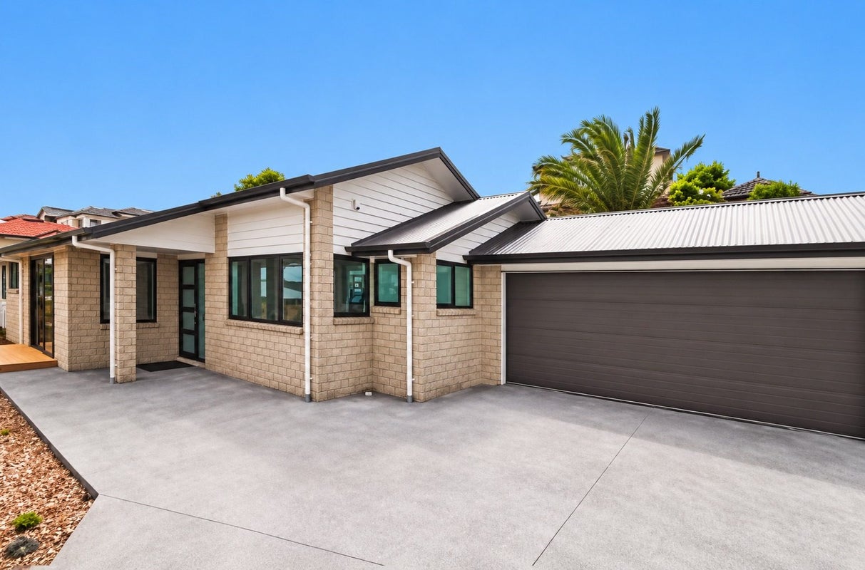 33 Saralee Drive, Manurewa, Manukau City, Auckland - Carousel 1